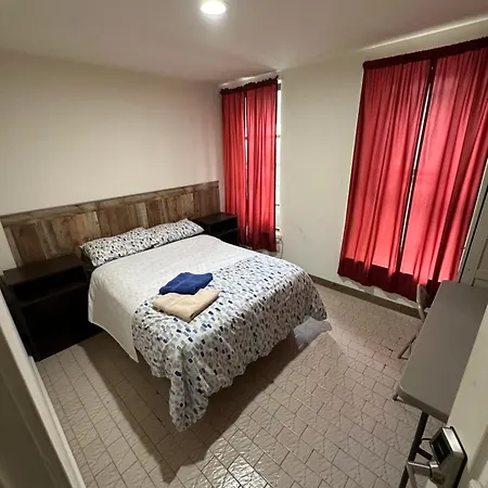 Hudson Yard 408 Hostel